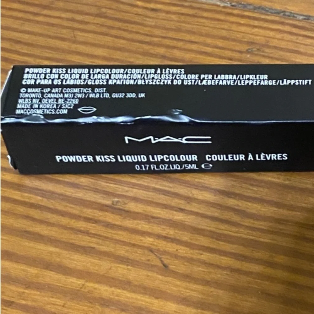 MAC Cosmetics Powder Kiss Liquid Lipcolour Marrakesh-mere